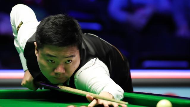 乐鱼体育网址-英锦赛资格赛丁俊晖错失147 携众小将晋级决胜轮